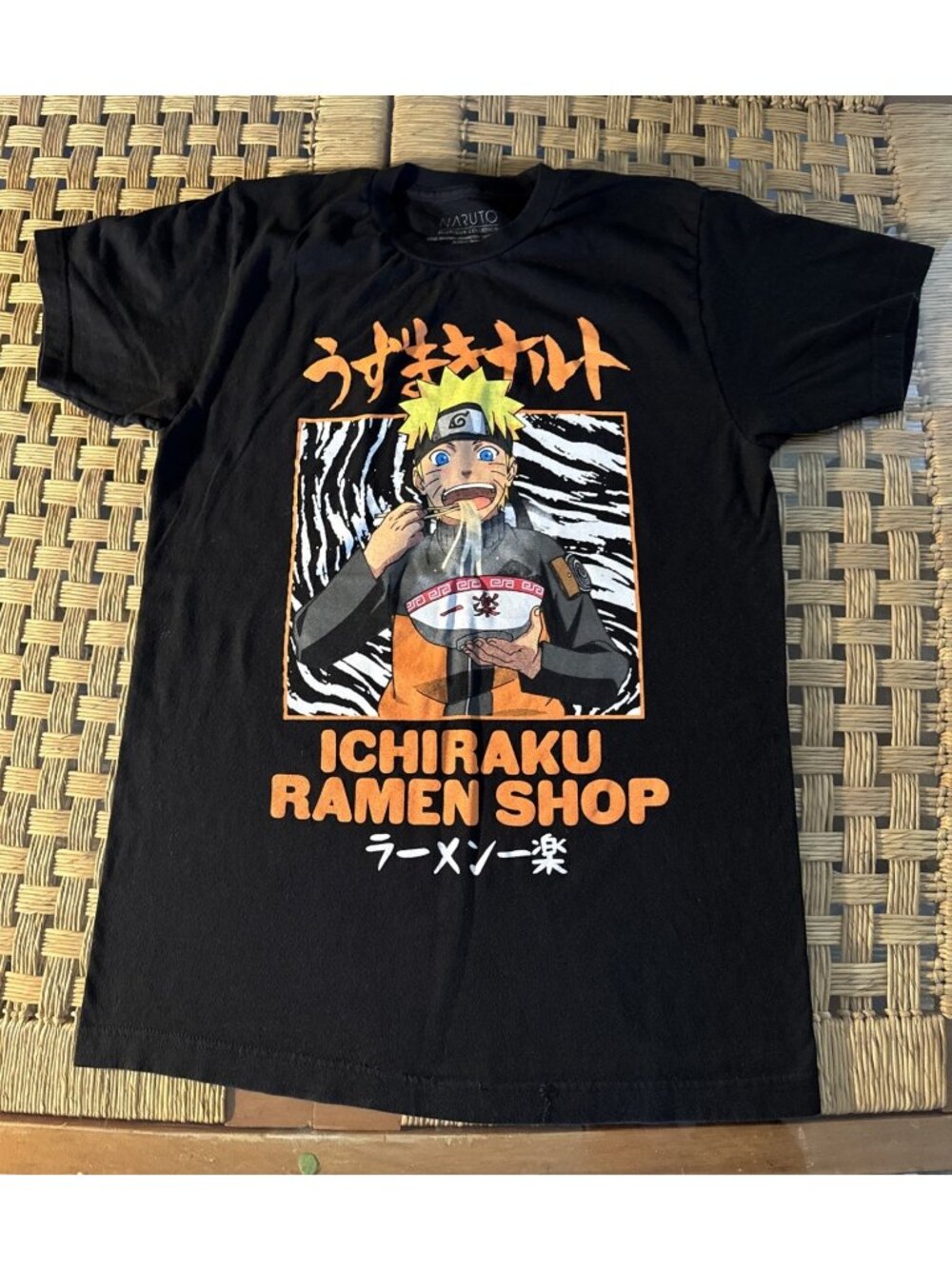 Naruto Shippuden Collection Ichiraku Ramen Shop Graphic Tee T Shirt SZ Medium